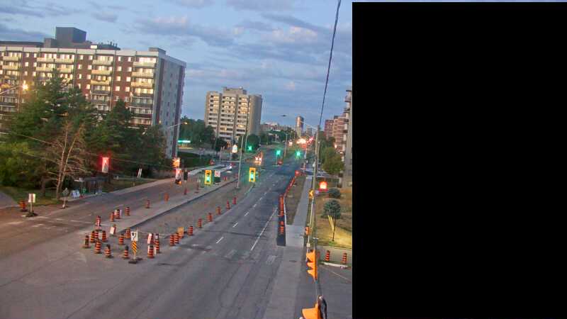 Traffic camera image at 2025-08-25 00:10:37