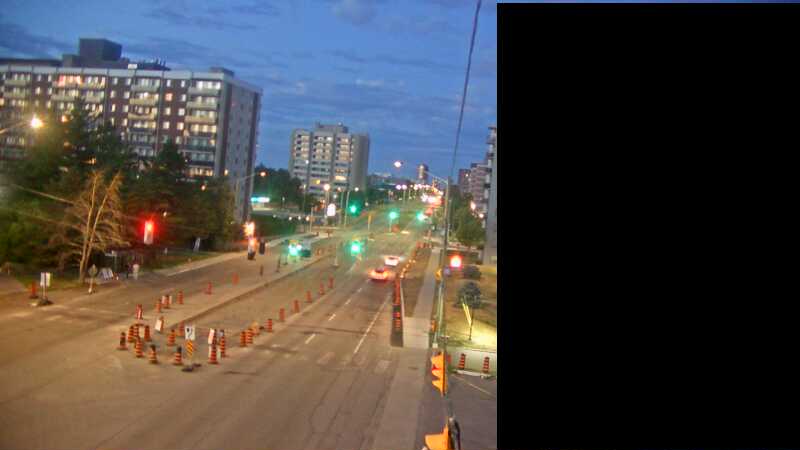 Traffic camera image at 2025-08-25 00:20:34