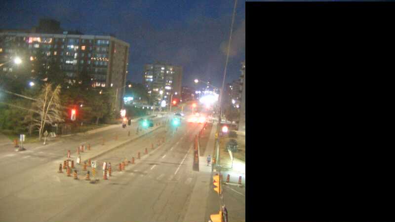 Traffic camera image at 2025-08-25 00:40:35