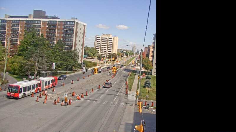 Traffic camera image at 2025-09-14 17:20:35