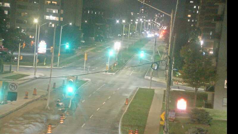 Traffic camera image at 2025-09-17 01:00:12