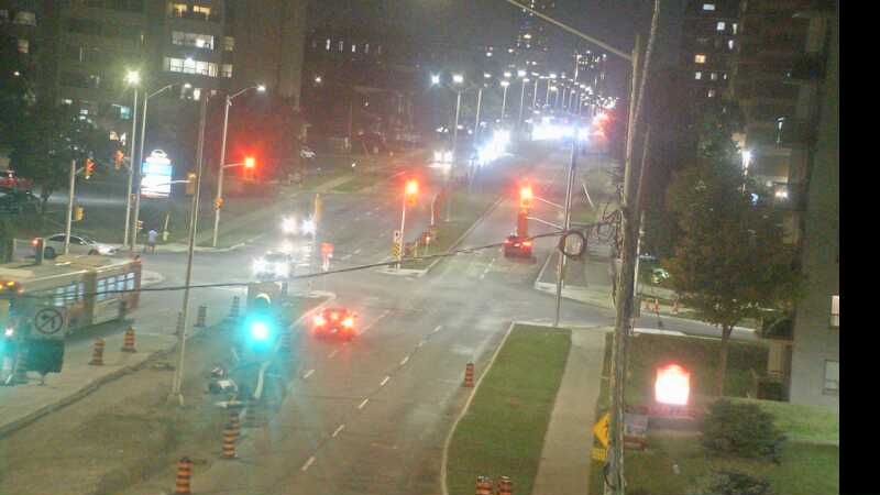 Traffic camera image at 2025-09-17 01:35:32