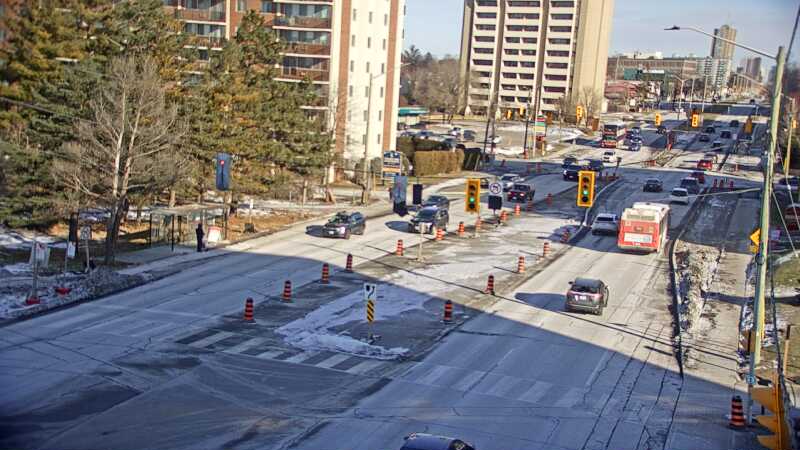 Traffic camera image at 2024-12-21 17:21:09