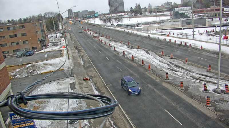 Traffic camera image at 2025-03-09 14:05:44