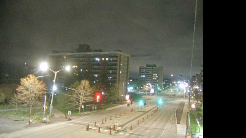 Traffic camera image at 2025-05-09 06:30:25