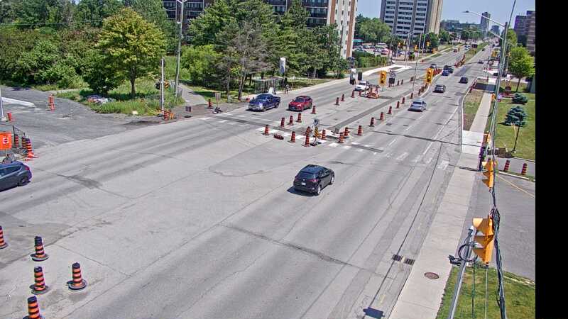 Traffic camera image at 2025-06-30 16:10:47