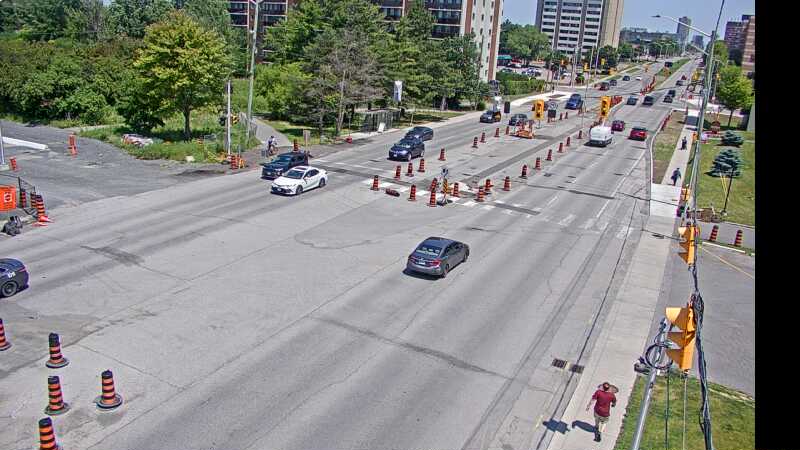 Traffic camera image at 2025-06-30 16:55:32