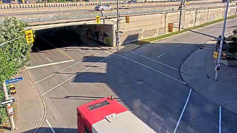 Traffic camera image at 2025-08-31 13:10:39