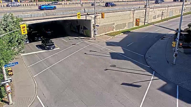 Traffic camera image at 2025-08-31 14:05:41