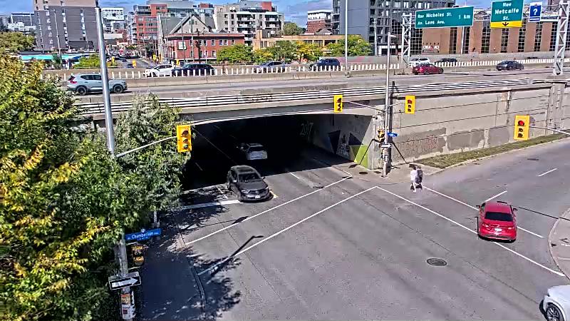 Traffic camera image at 2025-09-14 17:45:43