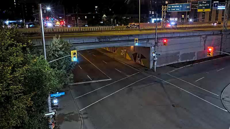 Traffic camera image at 2025-09-18 05:15:32