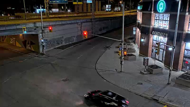 Traffic camera image at 2025-04-25 07:50:21