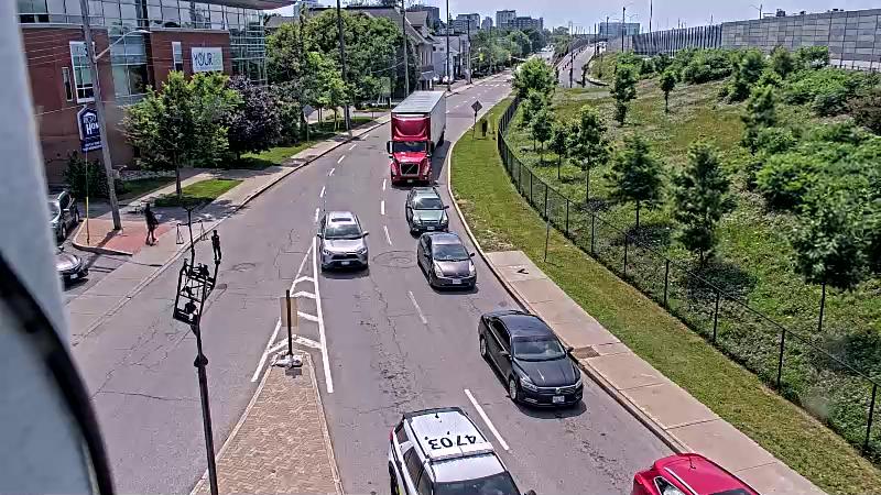 Traffic camera image at 2025-06-30 18:15:36