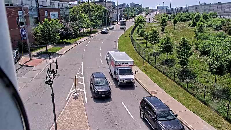 Traffic camera image at 2025-06-30 18:37:12