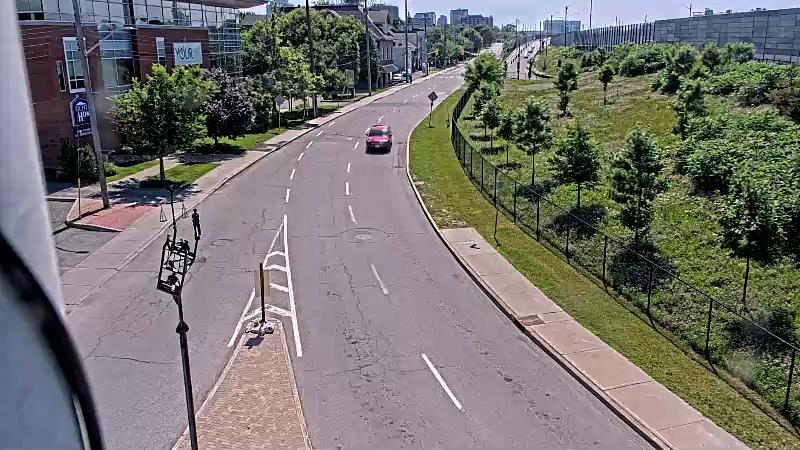 Traffic camera image at 2025-06-30 19:10:48