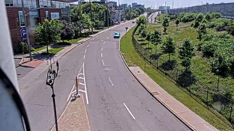 Traffic camera image at 2025-06-30 19:25:37