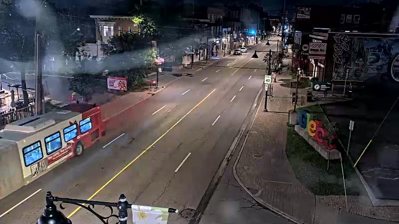 Traffic camera image at 2025-07-07 03:51:12