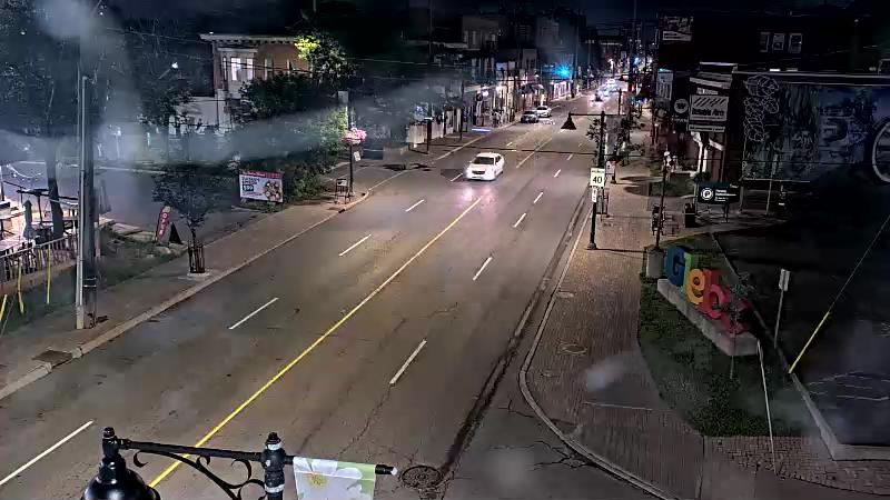 Traffic camera image at 2025-07-07 04:02:08