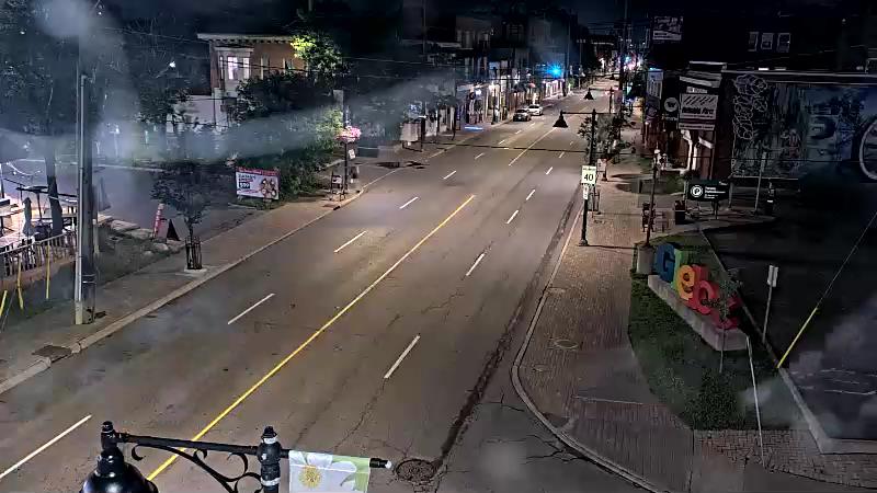 Traffic camera image at 2025-07-07 04:05:52