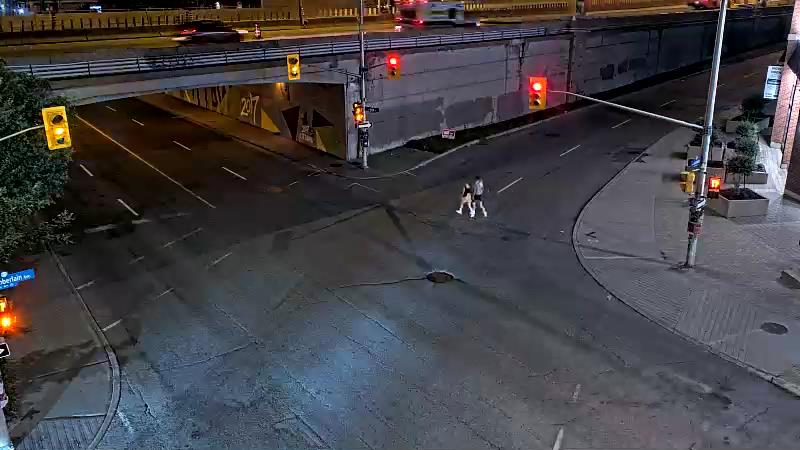 Traffic camera image at 2025-07-12 05:15:35