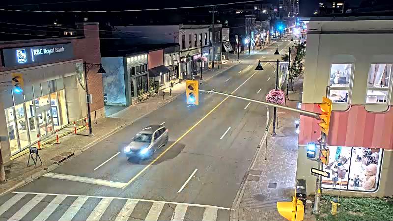 Traffic camera image at 2025-08-25 02:45:37