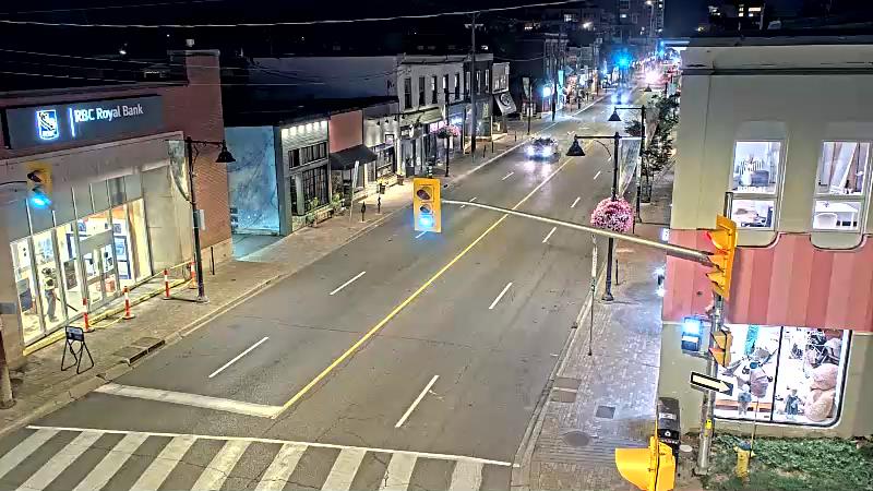 Traffic camera image at 2025-08-25 03:30:54