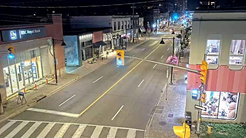 Traffic camera image at 2025-08-25 04:05:36