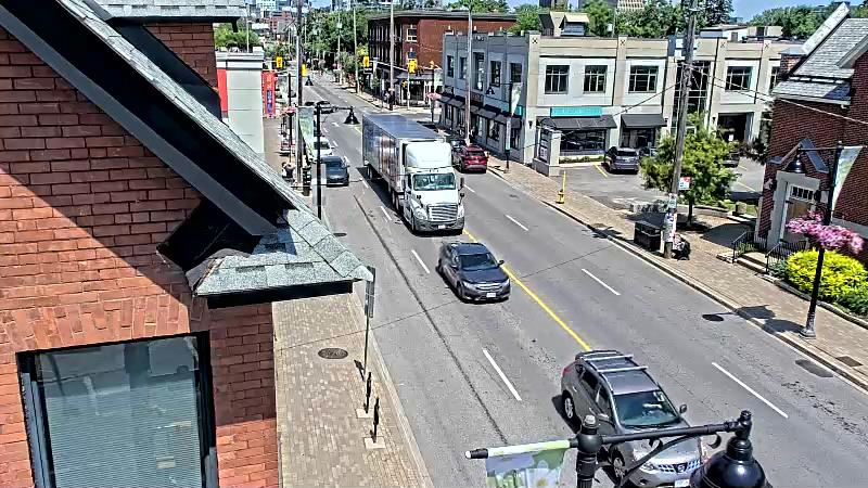 Traffic camera image at 2025-06-30 16:15:36