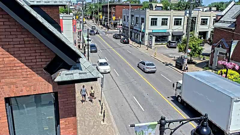 Traffic camera image at 2025-06-30 16:20:35