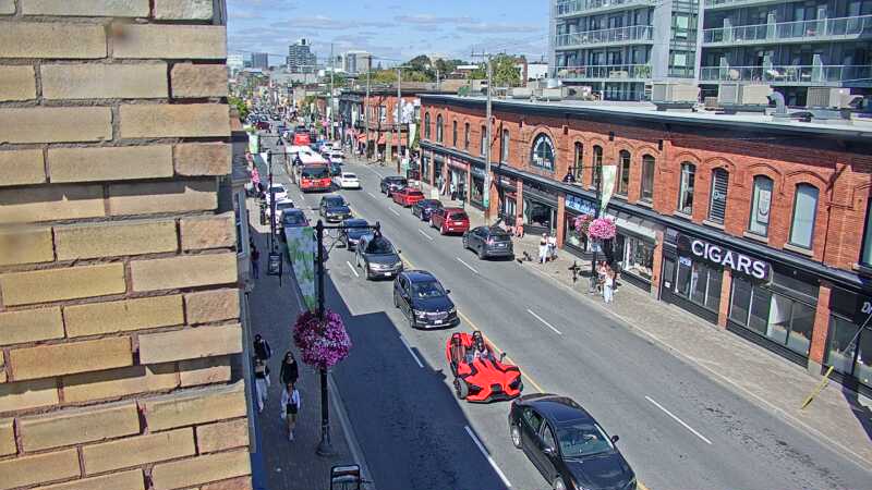 Traffic camera image at 2025-09-14 17:30:38