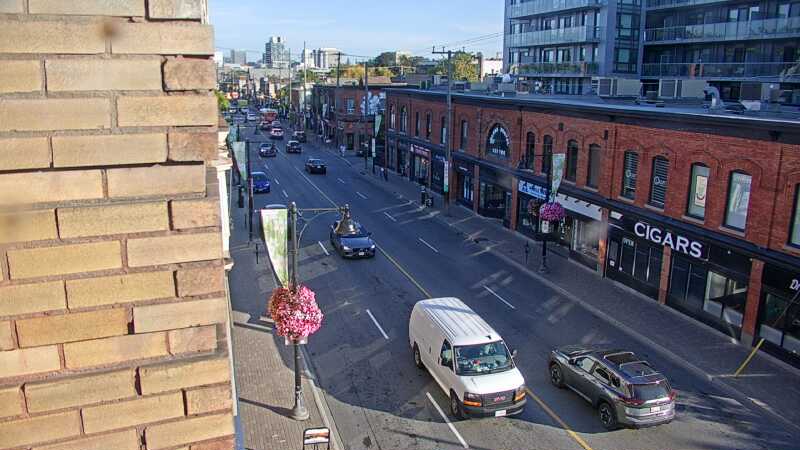 Traffic camera image at 2025-09-18 12:35:38