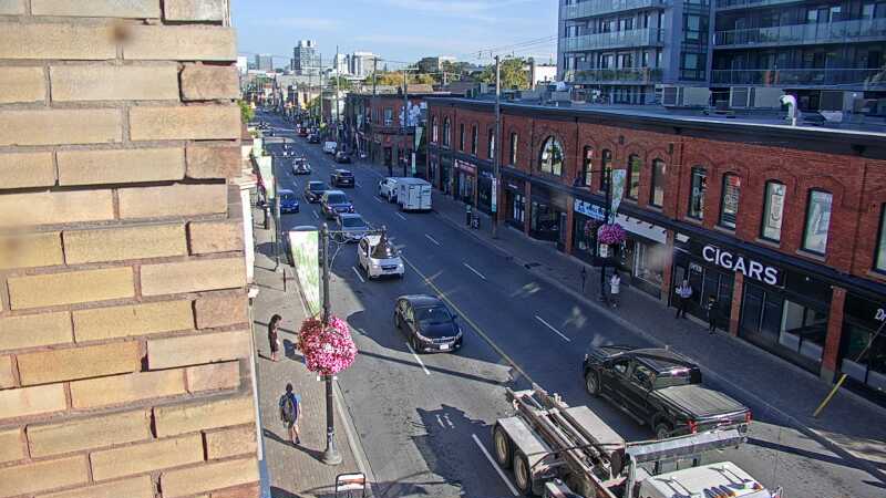 Traffic camera image at 2025-09-18 13:15:39