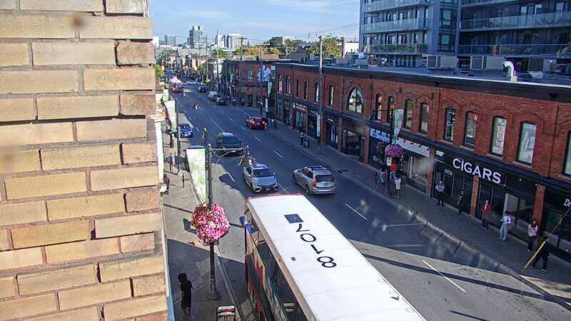 Traffic camera image at 2025-09-18 13:20:37