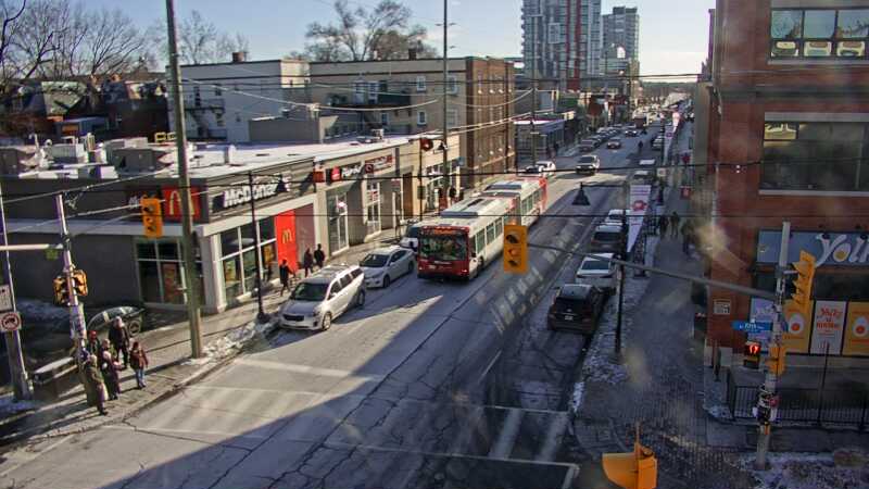 Traffic camera image at 2024-12-21 17:15:41