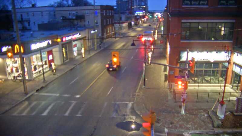 Traffic camera image at 2025-03-25 10:36:19