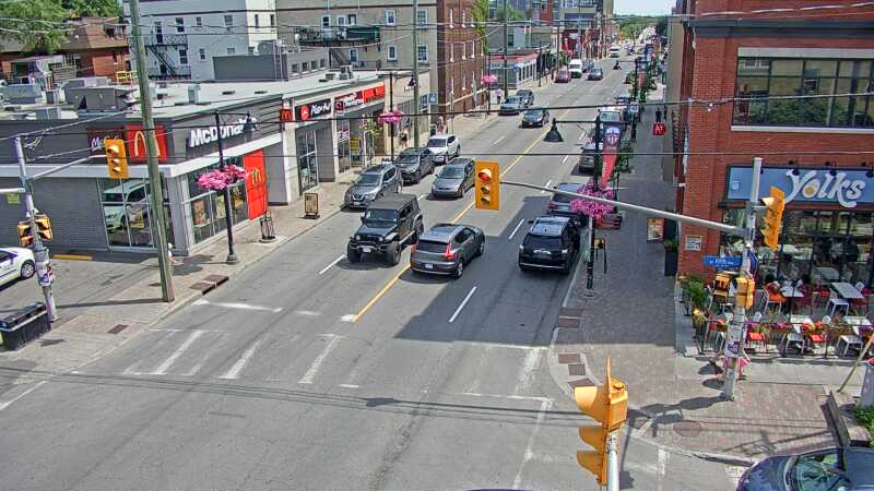 Traffic camera image at 2025-06-30 18:20:39
