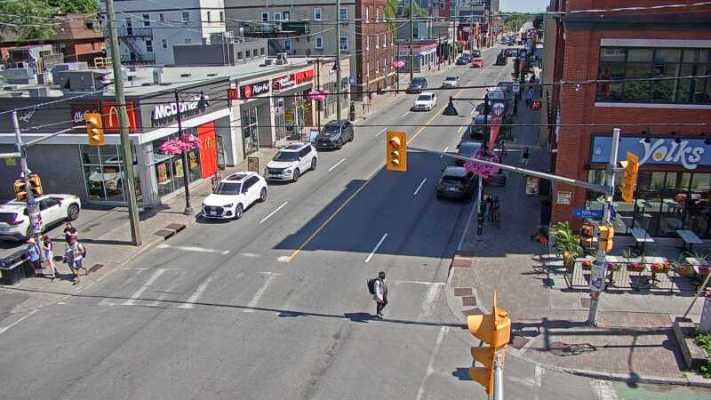 Traffic camera image at 2025-06-30 19:00:38