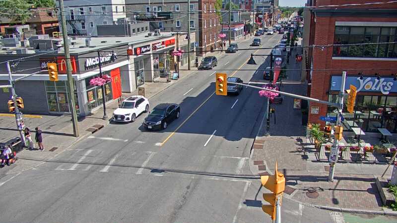 Traffic camera image at 2025-06-30 19:20:37