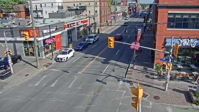 Traffic camera image at 2025-06-30 21:25:39