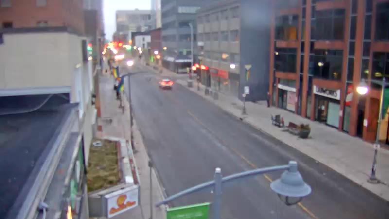 Traffic camera image at 2025-03-25 11:00:07