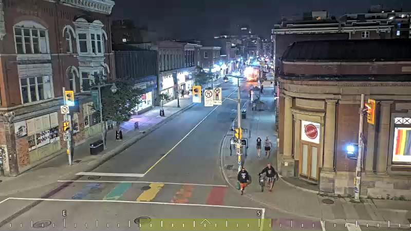 Traffic camera image at 2025-07-03 03:05:18