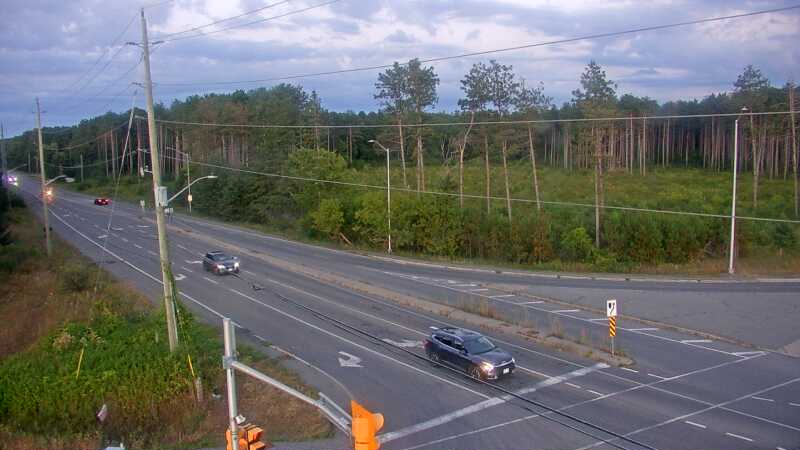 Traffic camera image at 2025-08-25 00:00:39