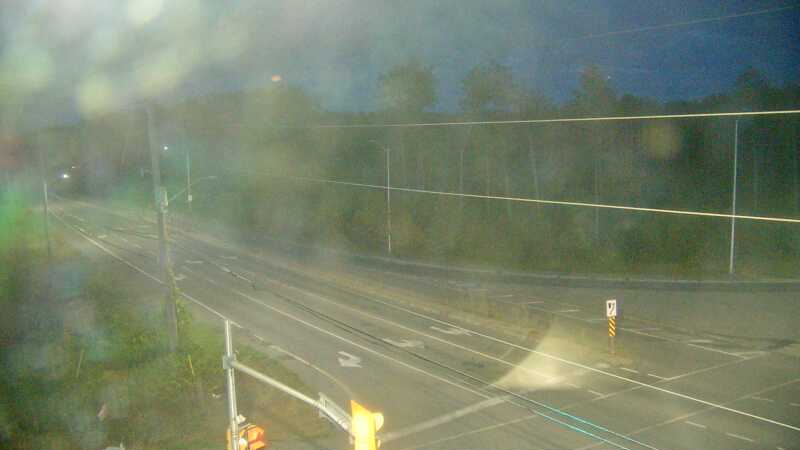 Traffic camera image at 2025-08-25 00:35:36