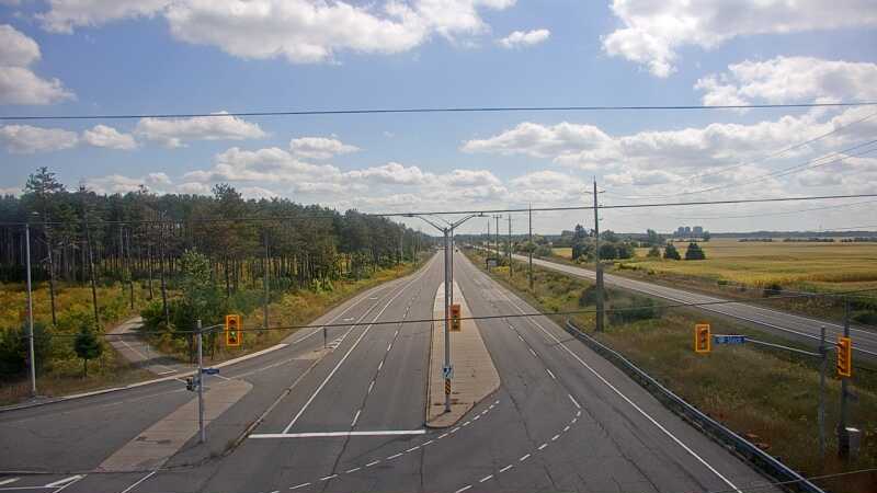 Traffic camera image at 2025-09-14 17:15:41