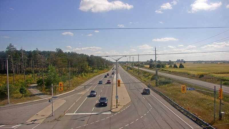 Traffic camera image at 2025-09-14 18:05:40