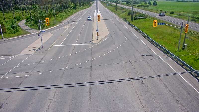 Traffic camera image at 2025-06-30 18:05:43