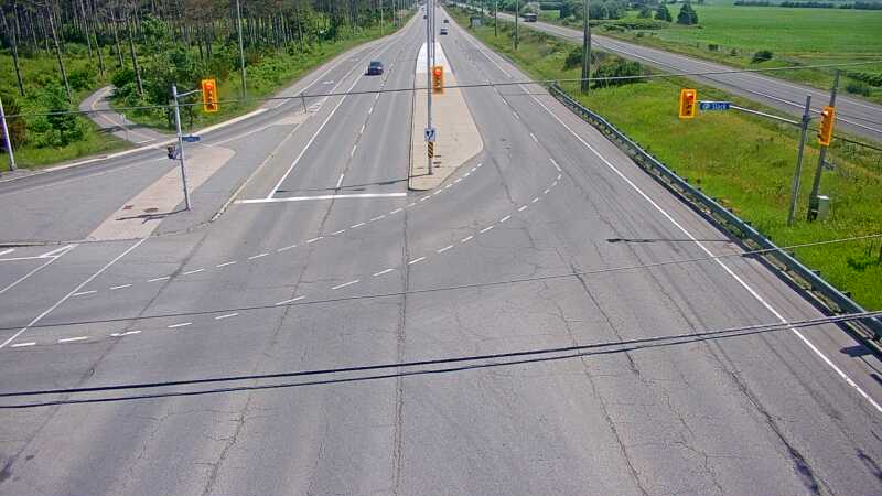 Traffic camera image at 2025-06-30 18:40:44