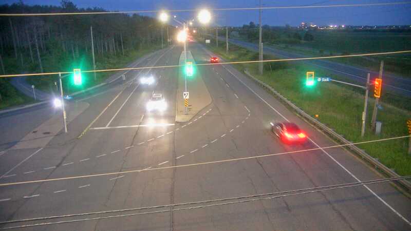 Traffic camera image at 2025-07-04 01:25:48