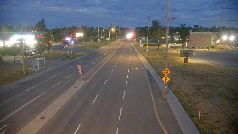 Traffic camera image at 2025-08-25 00:20:35