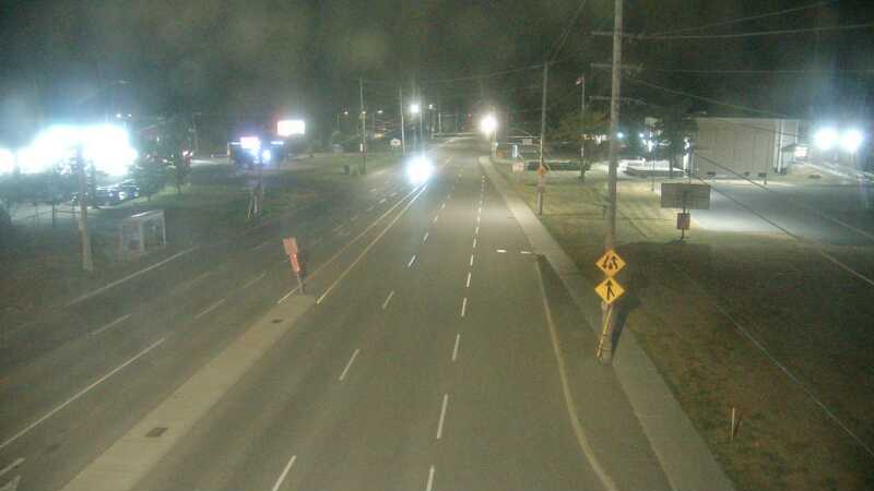 Traffic camera image at 2025-08-25 03:15:47